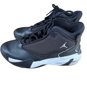 Jordan Max Aura 4 Sneakers‎ Youth 6.5Y Black Metallic Silver Basketball Shoe
